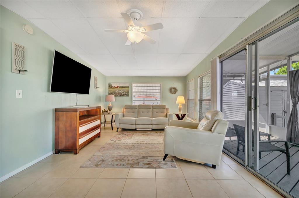 110 East St Lucia Loop Apollo Beach, FL 33572 - Photo 22 of 39