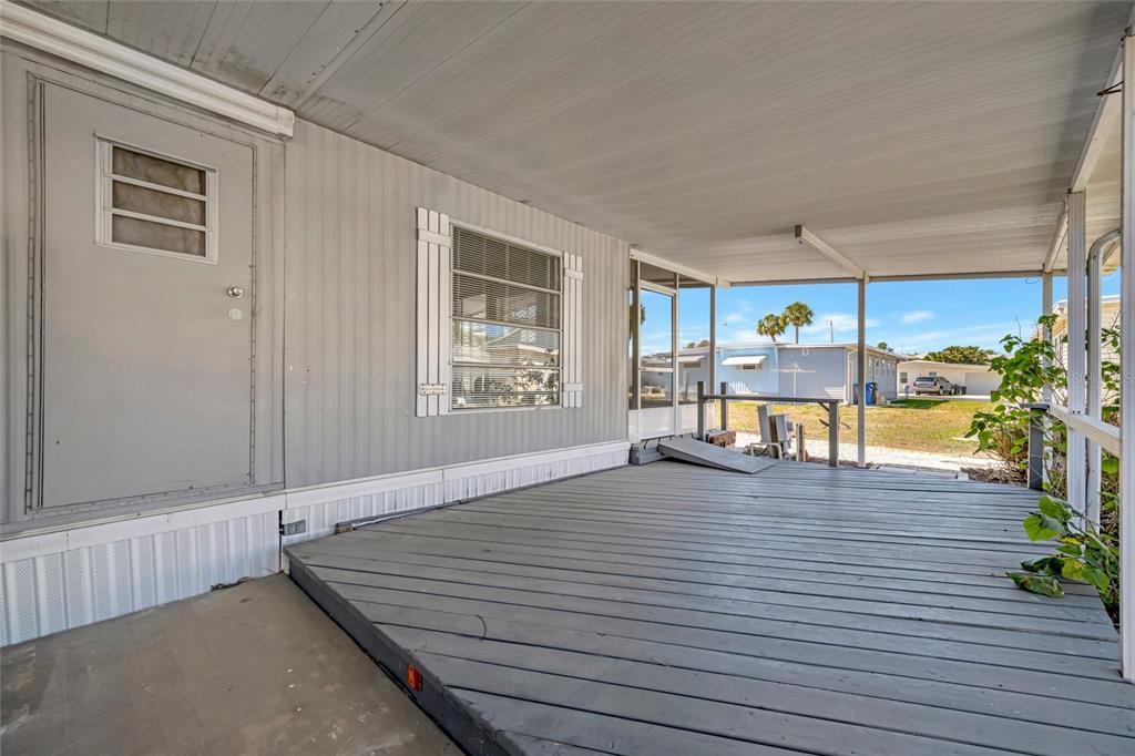 110 East St Lucia Loop Apollo Beach, FL 33572 - Photo 34 of 39