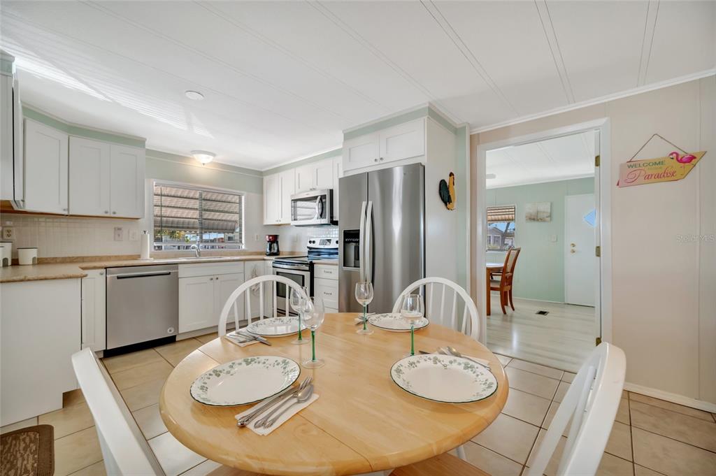 110 East St Lucia Loop Apollo Beach, FL 33572 - Photo 10 of 39