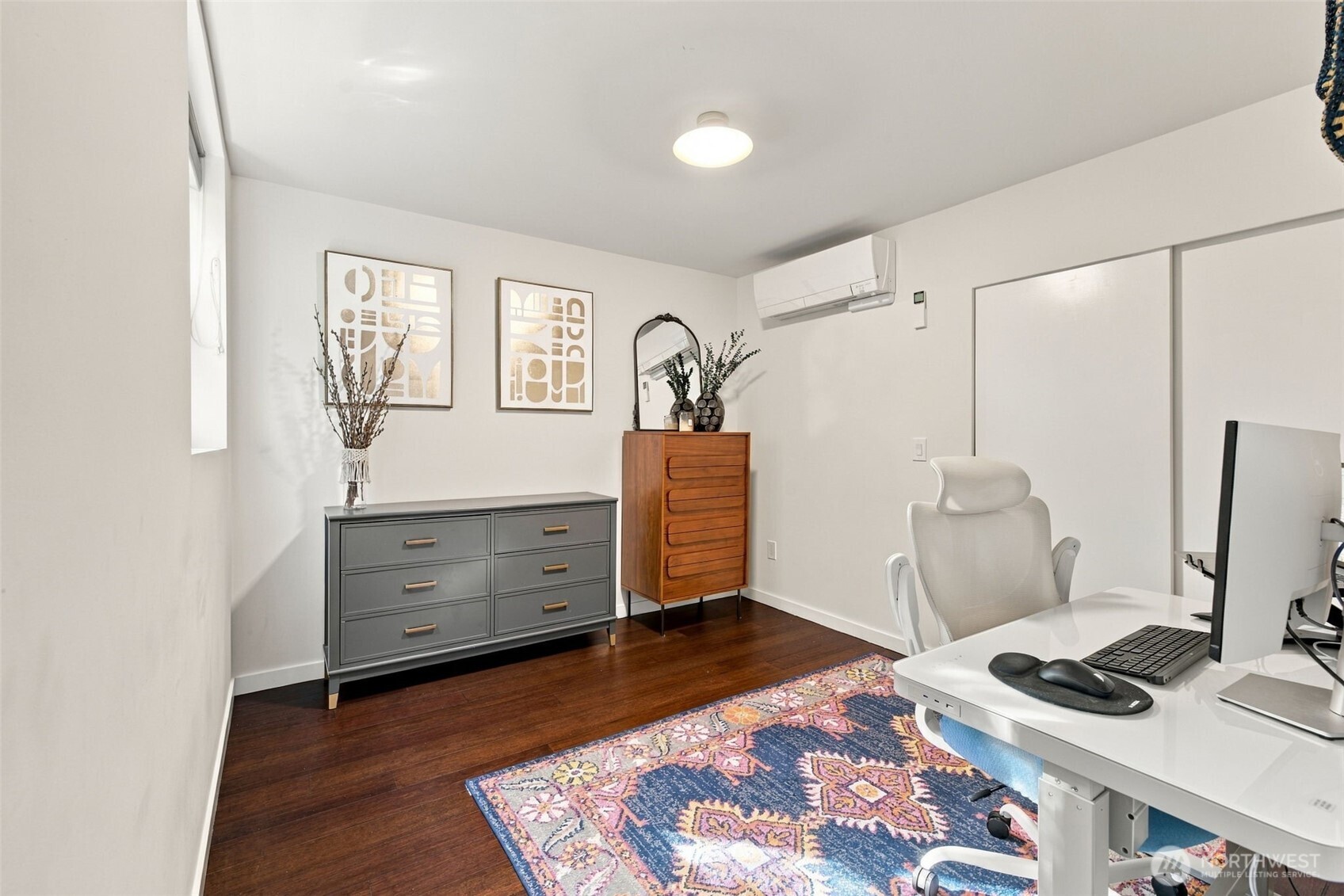 8644 Delridge Way Southwest, Unit B Seattle, WA 98106 - Photo 19 of 35 Gallery Image 19