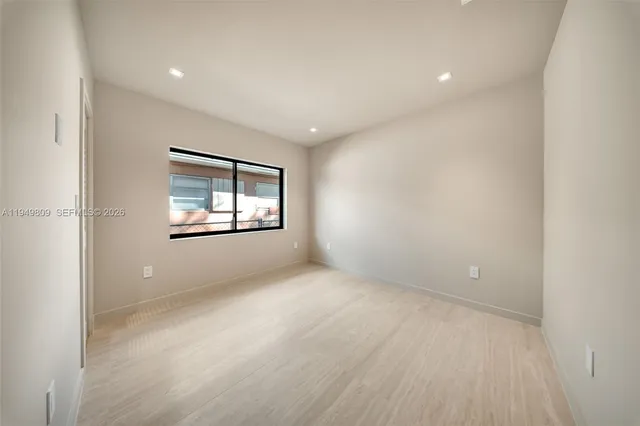 $6,250 | 2625 Southwest 32nd Court, Unit 2625, Miami, FL 33133