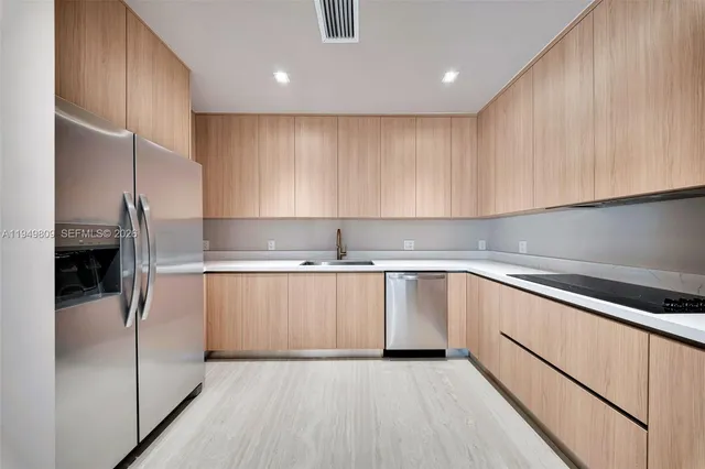 $6,250 | 2625 Southwest 32nd Court, Unit 2625, Miami, FL 33133