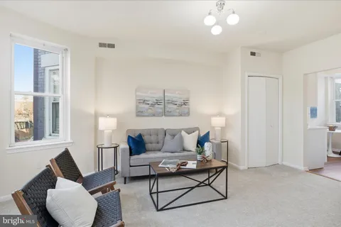 $850,000 | 122 Bates Street Northwest, Washington, DC 20001