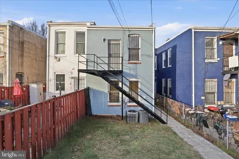 $850,000 | 122 Bates Street Northwest, Washington, DC 20001