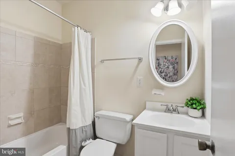 $850,000 | 122 Bates Street Northwest, Washington, DC 20001