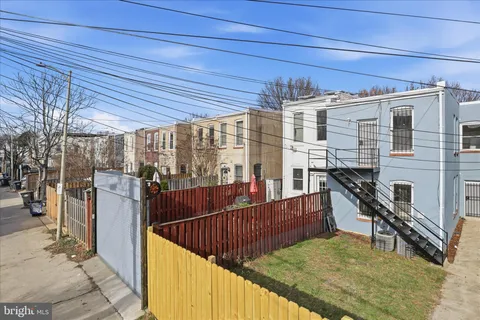 $850,000 | 122 Bates Street Northwest, Washington, DC 20001