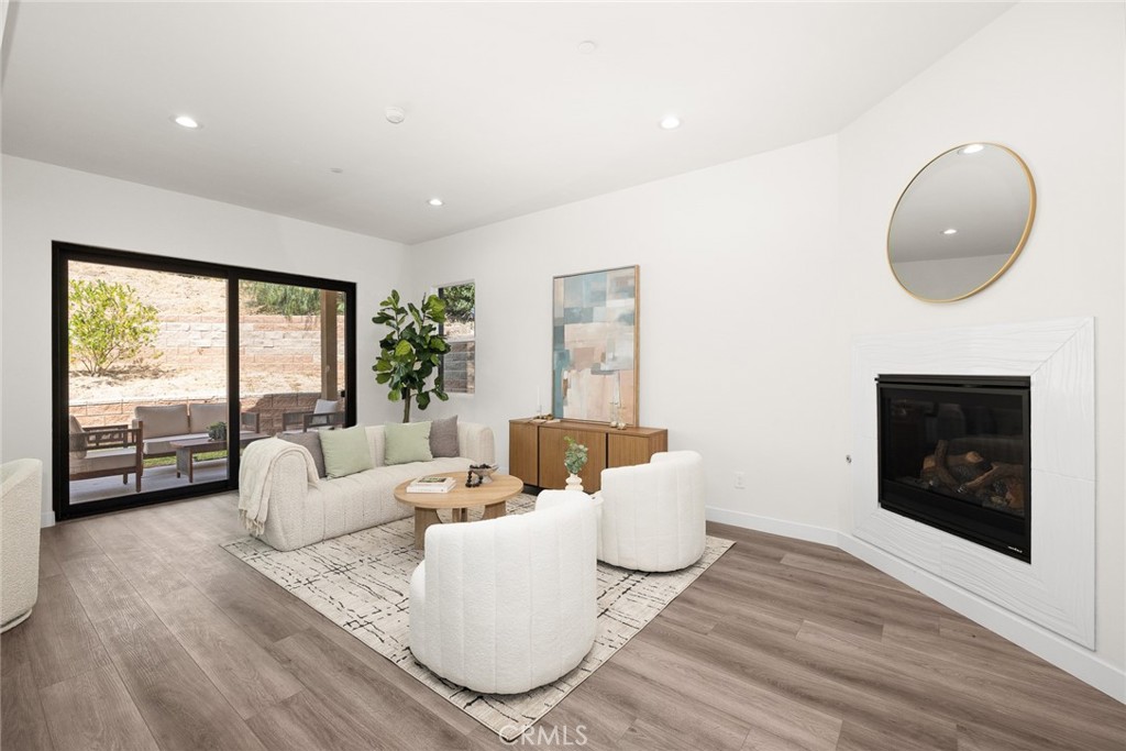 673 Castlehill Drive Walnut, CA 91789 - Photo 5 of 49