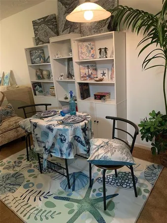 $2,700 | 10004 Cortez Road West, Unit 102, Bradenton, FL 34210