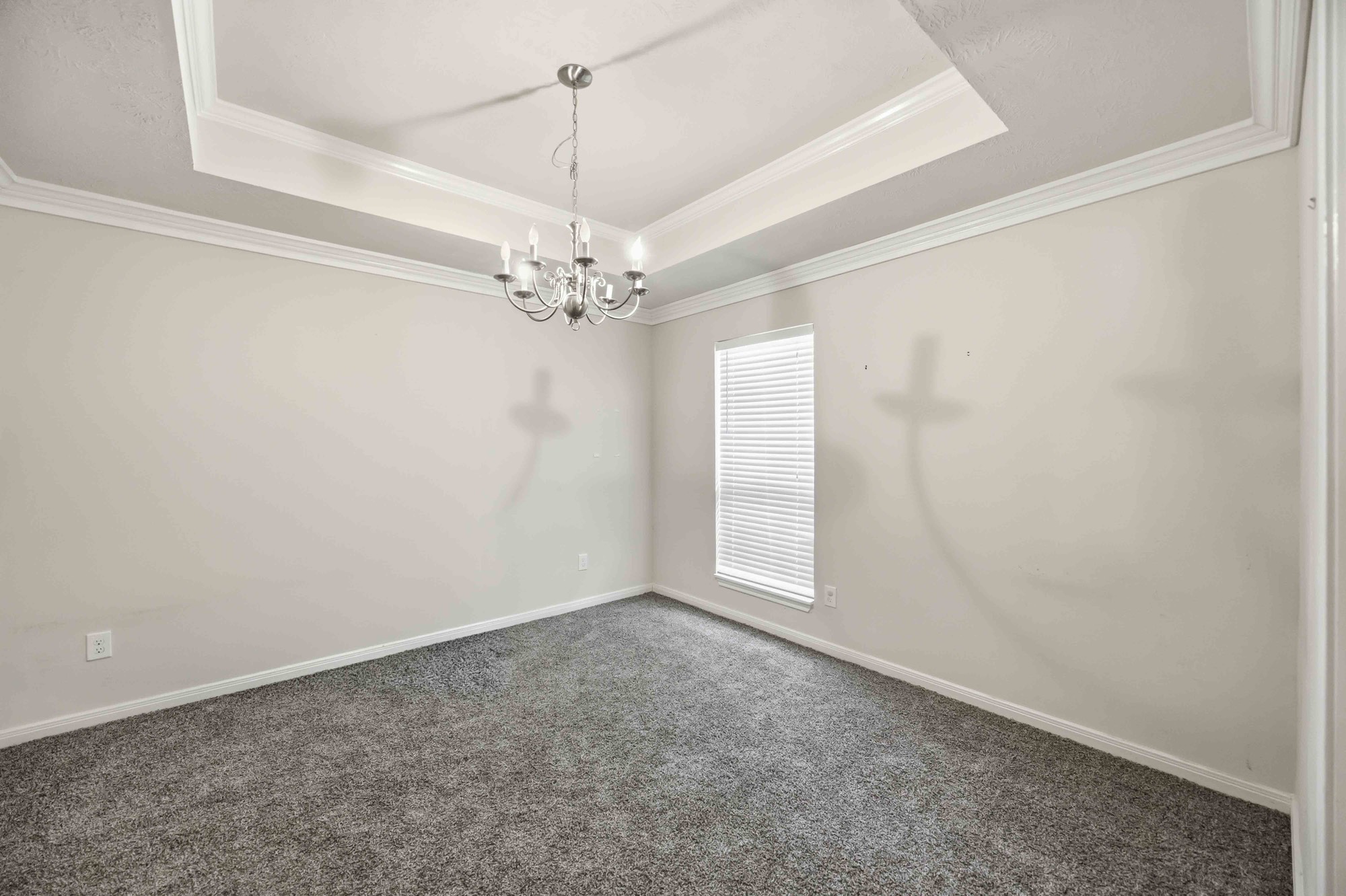 6802 Travis Street Manvel, TX 77578 - Photo 5 of 16 Formal Dining/Potential Office