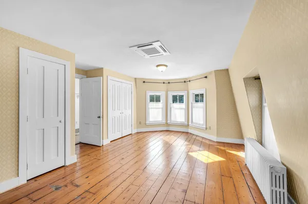 $350,000 | 106 Main Street, Unit 5, Putney, VT 05346