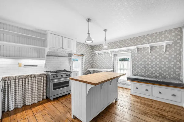 $350,000 | 106 Main Street, Unit 5, Putney, VT 05346