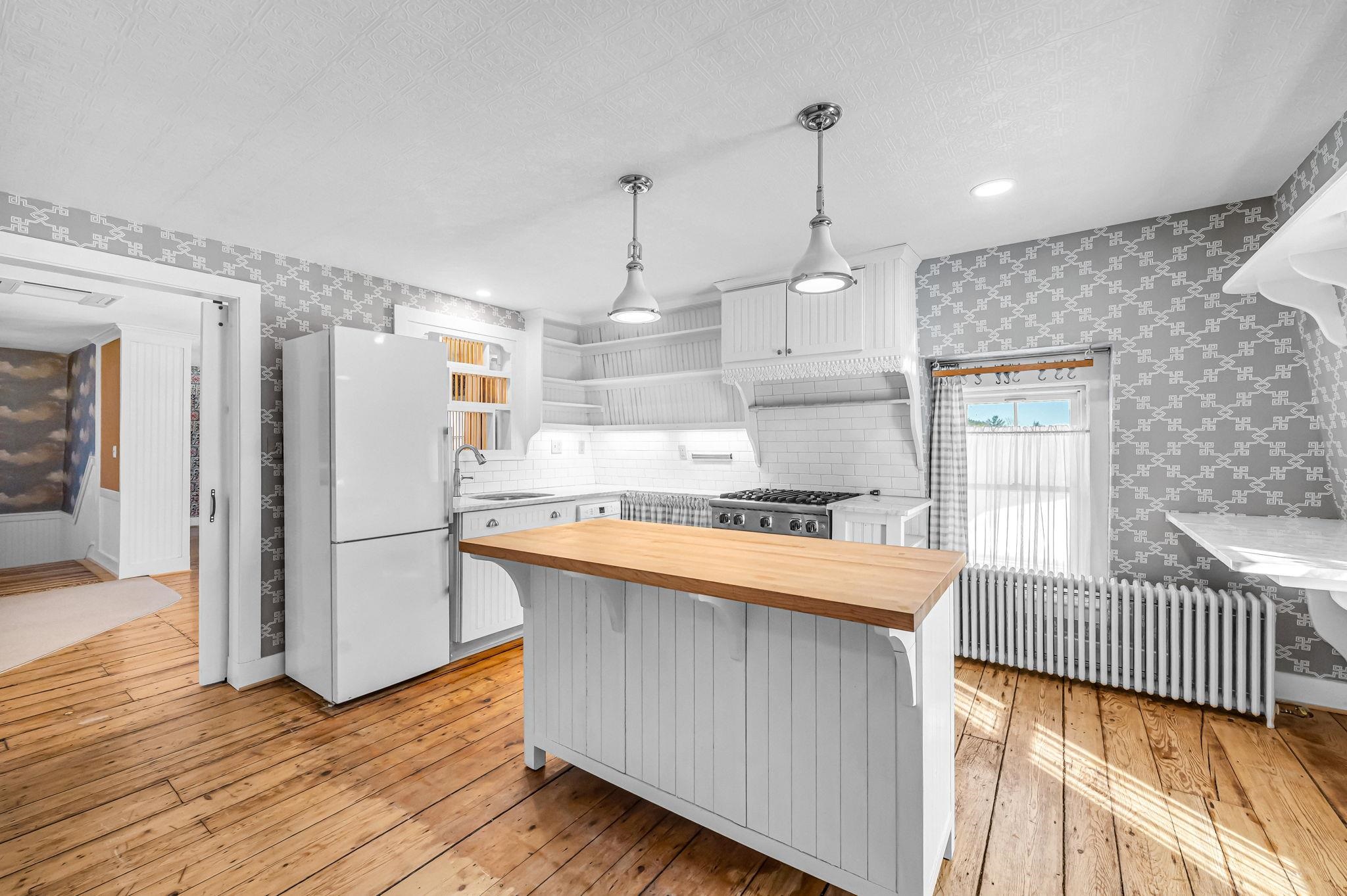 106 Main Street, Unit 5 Putney, VT 05346 - Photo 5 of 48