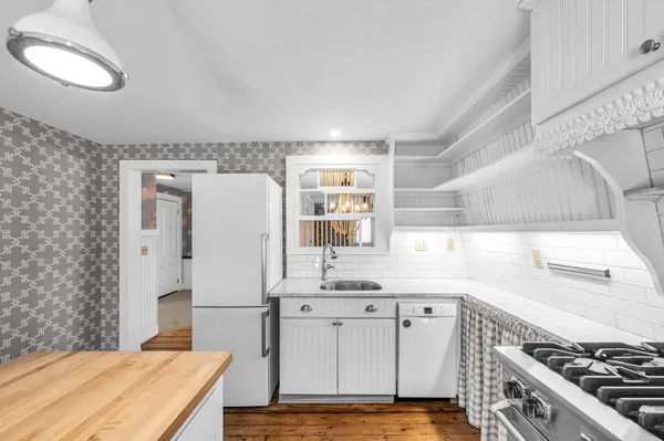 $350,000 | 106 Main Street, Unit 5, Putney, VT 05346