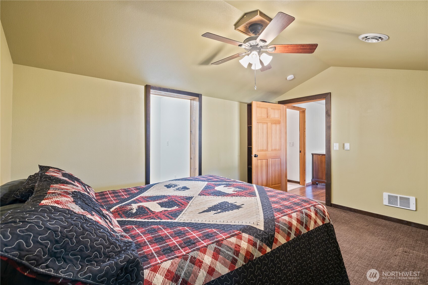 424 Cannon Road Packwood, WA 98361 - Photo 14 of 40