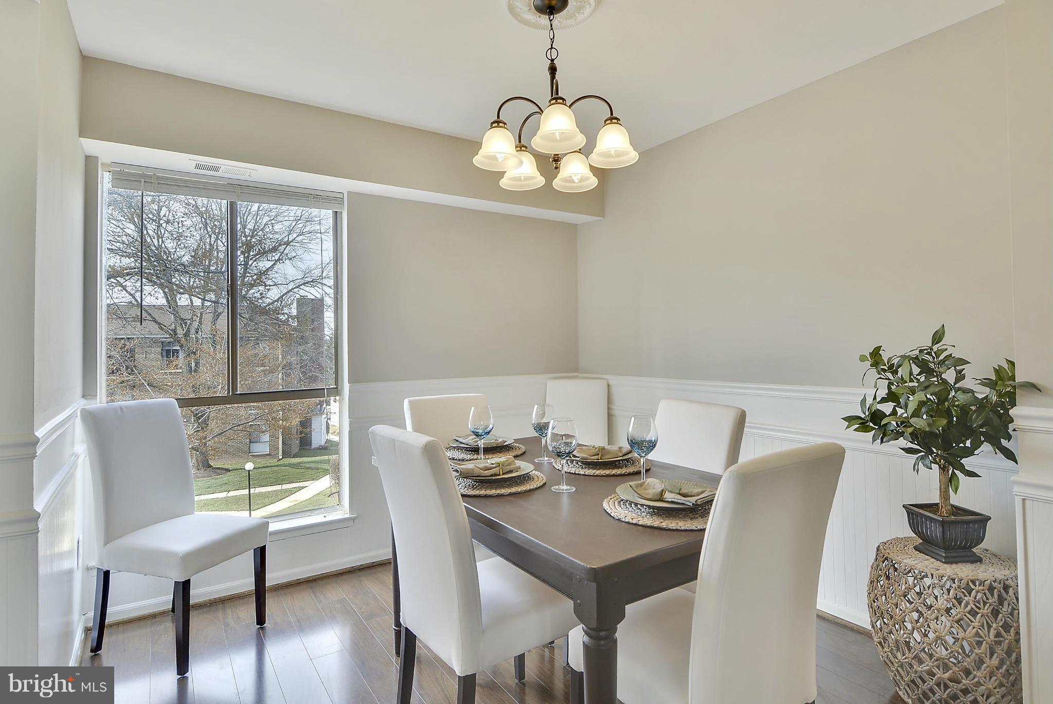 17811 Buehler Road, Unit 2D3 Olney, MD 20832 - Photo 5 of 22 Dining Room
