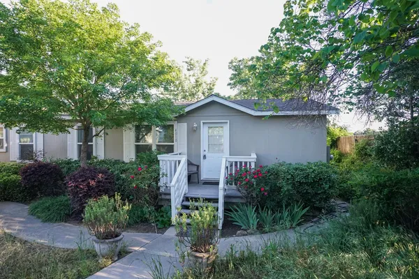 $375,000 | 4010 Lakeview Drive, Ione, CA 95640