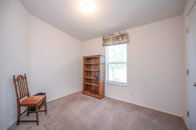 $385,000 | 4010 Lakeview Drive, Ione, CA 95640