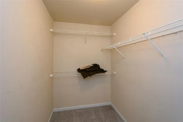 $305,000 | 1749 Oakbrook Lane Northwest, Kennesaw, GA 30152