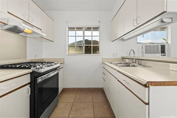 $505,000 | 91-1008 Makaaloa Street, Unit 3E, Ewa Beach, HI 96706