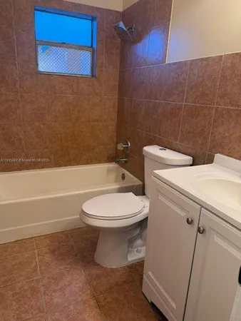 $2,100 | 2809 Jefferson Parkway, Unit B, Fort Pierce, FL 34946