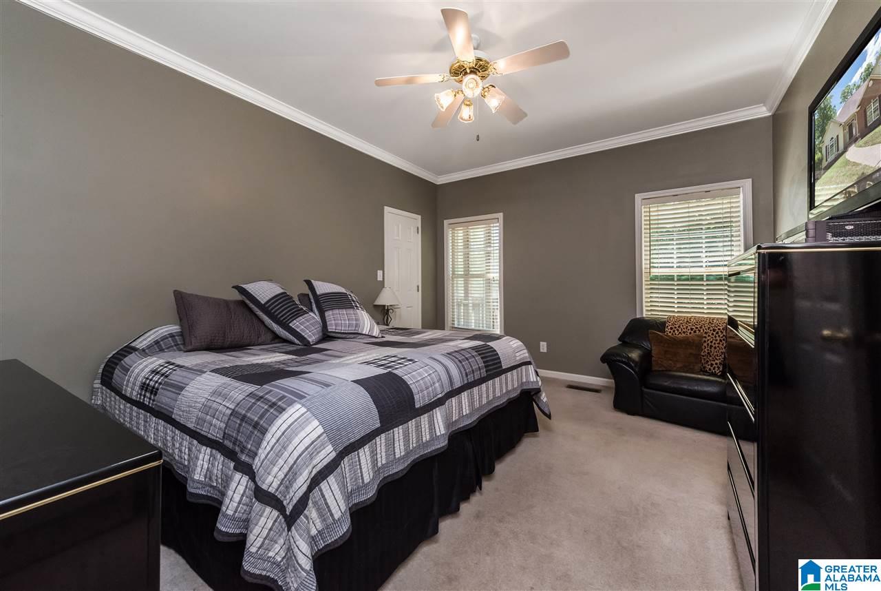 120 King Charles Way Alabaster, AL 35007 - Photo 8 of 17
