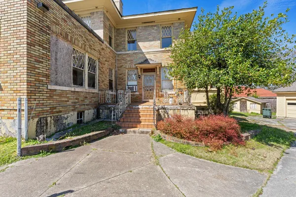 $319,900 | 1778 Jackson Avenue, Memphis, TN 38107