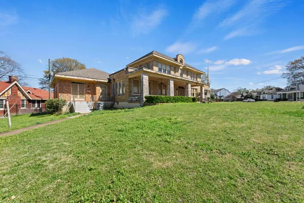 $319,900 | 1778 Jackson Avenue, Memphis, TN 38107