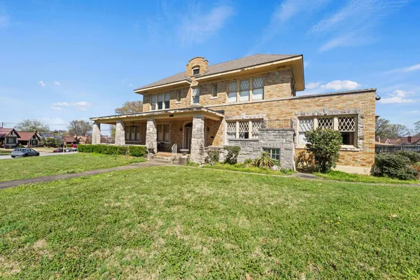 $319,900 | 1778 Jackson Avenue, Memphis, TN 38107