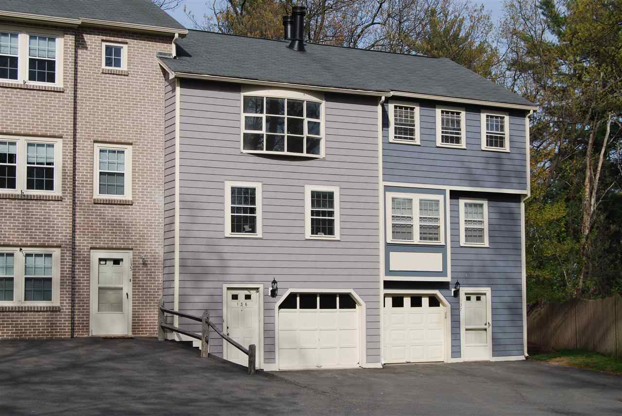 136 Cannongate III Road Nashua, NH 03063 - Photo 1 of 29 Gallery Image 1
