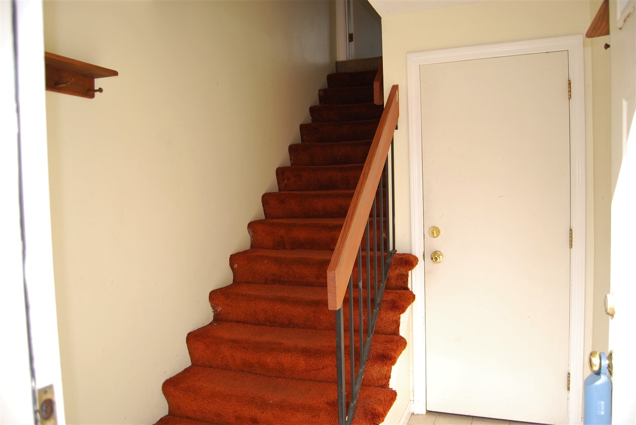 136 Cannongate III Road Nashua, NH 03063 - Photo 2 of 29 Gallery Image 2