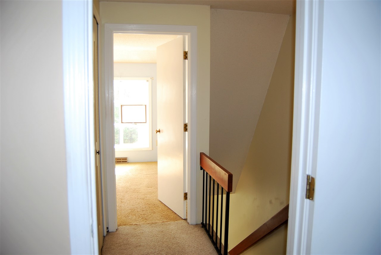 136 Cannongate III Road Nashua, NH 03063 - Photo 17 of 29 Gallery Image 17