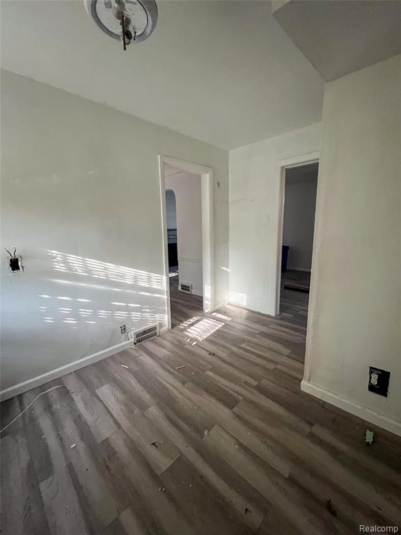 3945 Devonshire Road Detroit, MI 48224 - Photo 9 of 25