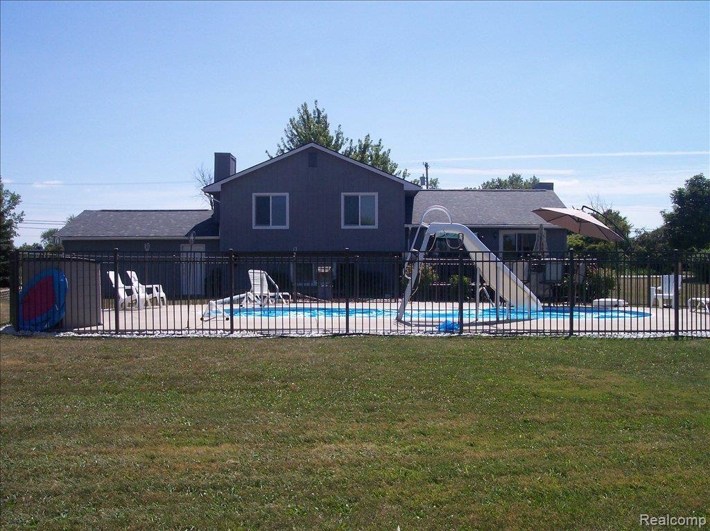44820 Geddes Road Canton, MI 48188 - Photo 15 of 18 BACK YARD 2