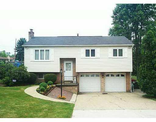 2111 Hulton Road Plum, PA 15147 - Photo 1 of 8 Exterior Front.