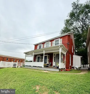 $490,000 | 13 North Maryland Avenue, Brunswick, MD 21716
