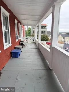 $490,000 | 13 North Maryland Avenue, Brunswick, MD 21716