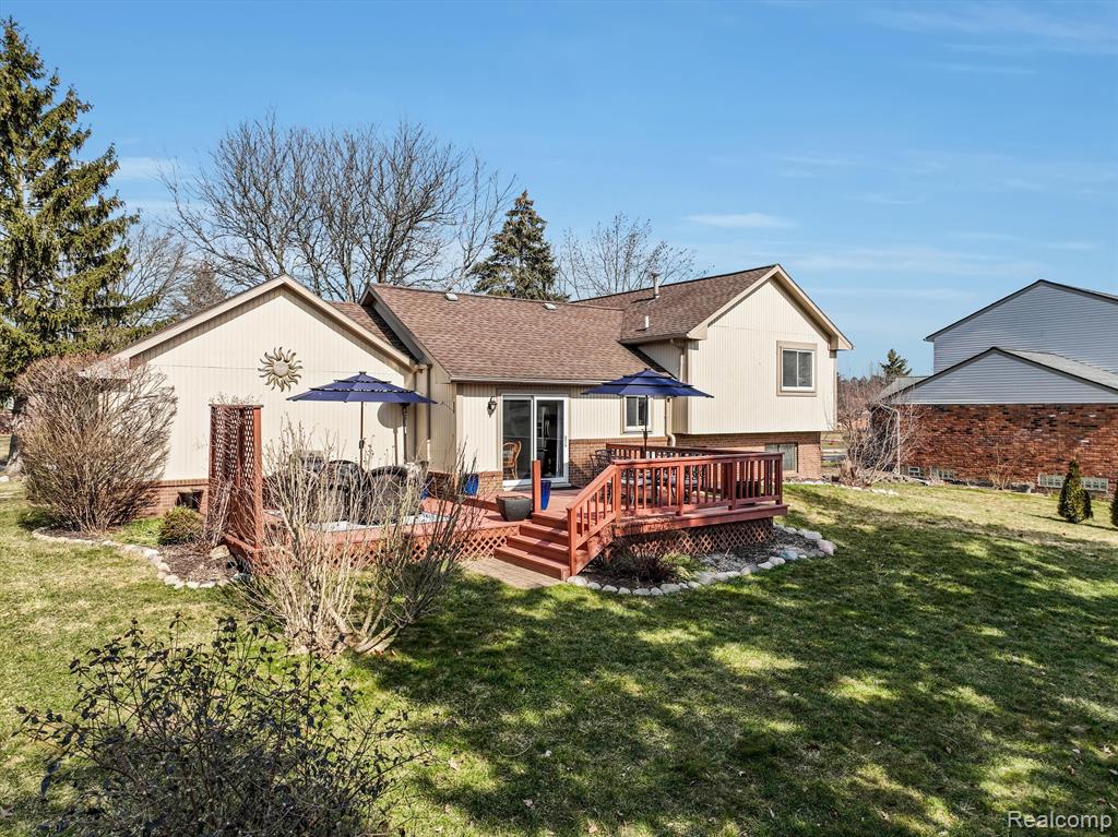 2063 Warrington Road Rochester Hills, MI 48307 - Photo 26 of 32