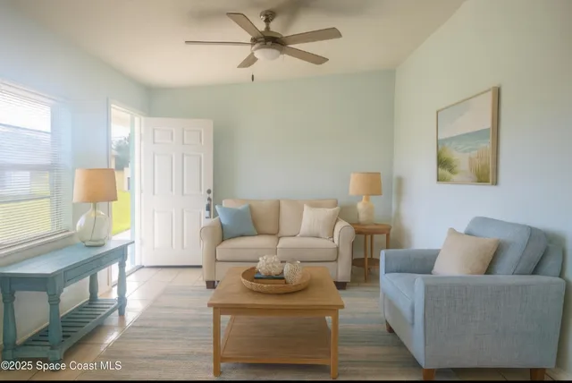 $1,425 | 119 Roosevelt Avenue, Unit 119B, Cocoa Beach, FL 32931