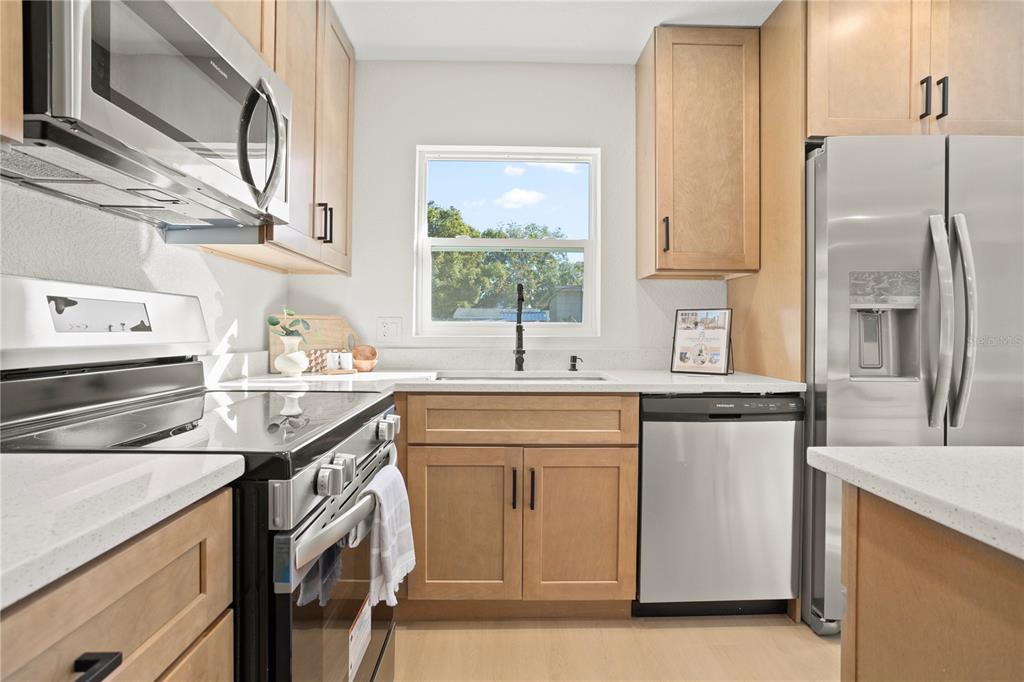 1201 Bear Lake Road Apopka, FL 32703 - Photo 9 of 27