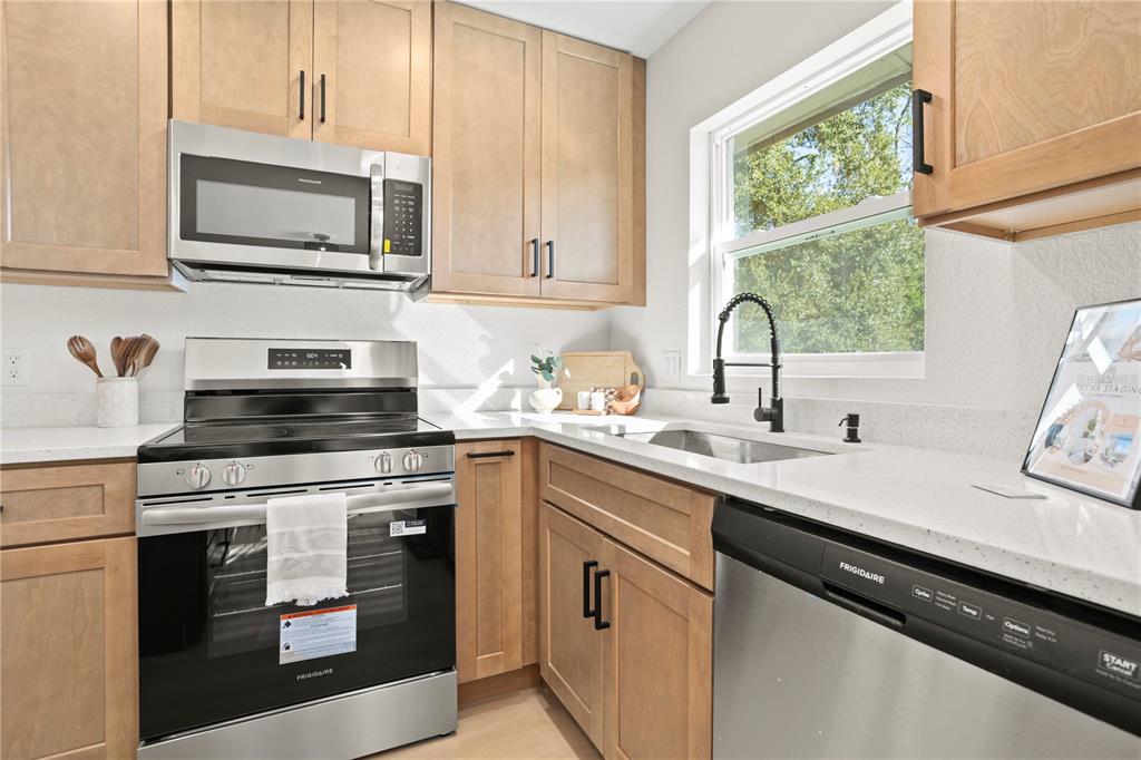 1201 Bear Lake Road Apopka, FL 32703 - Photo 10 of 27