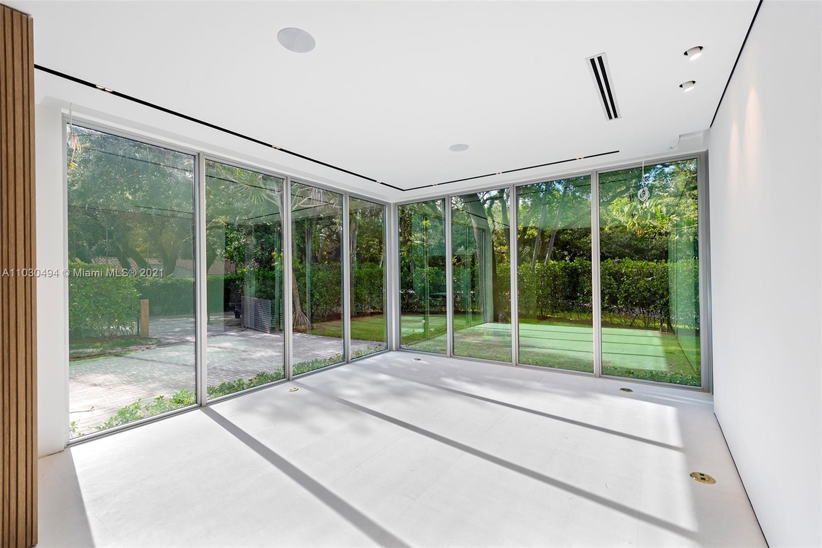 3737 Justison Road Miami, FL 33133 - Photo 9 of 13