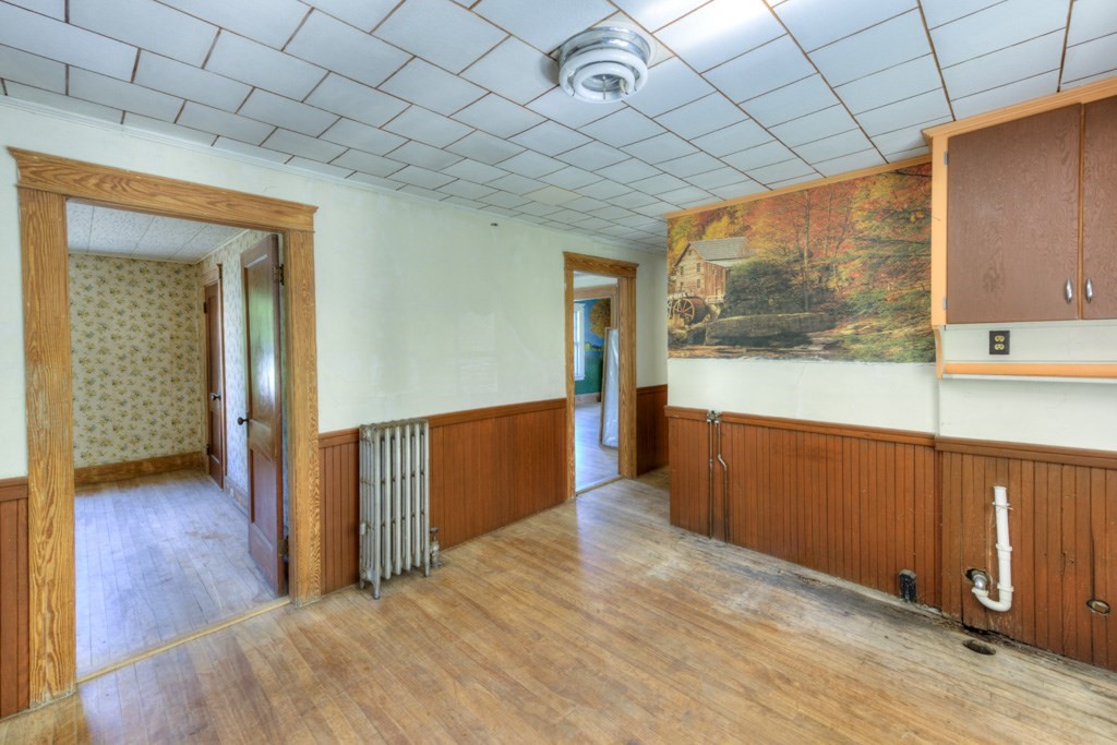 17 Hunnewell Road Worcester, MA 01606 - Photo 14 of 28
