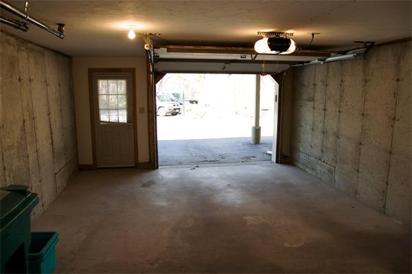 37 Boston Road, Unit B Sutton, MA 01590 - Photo 8 of 9