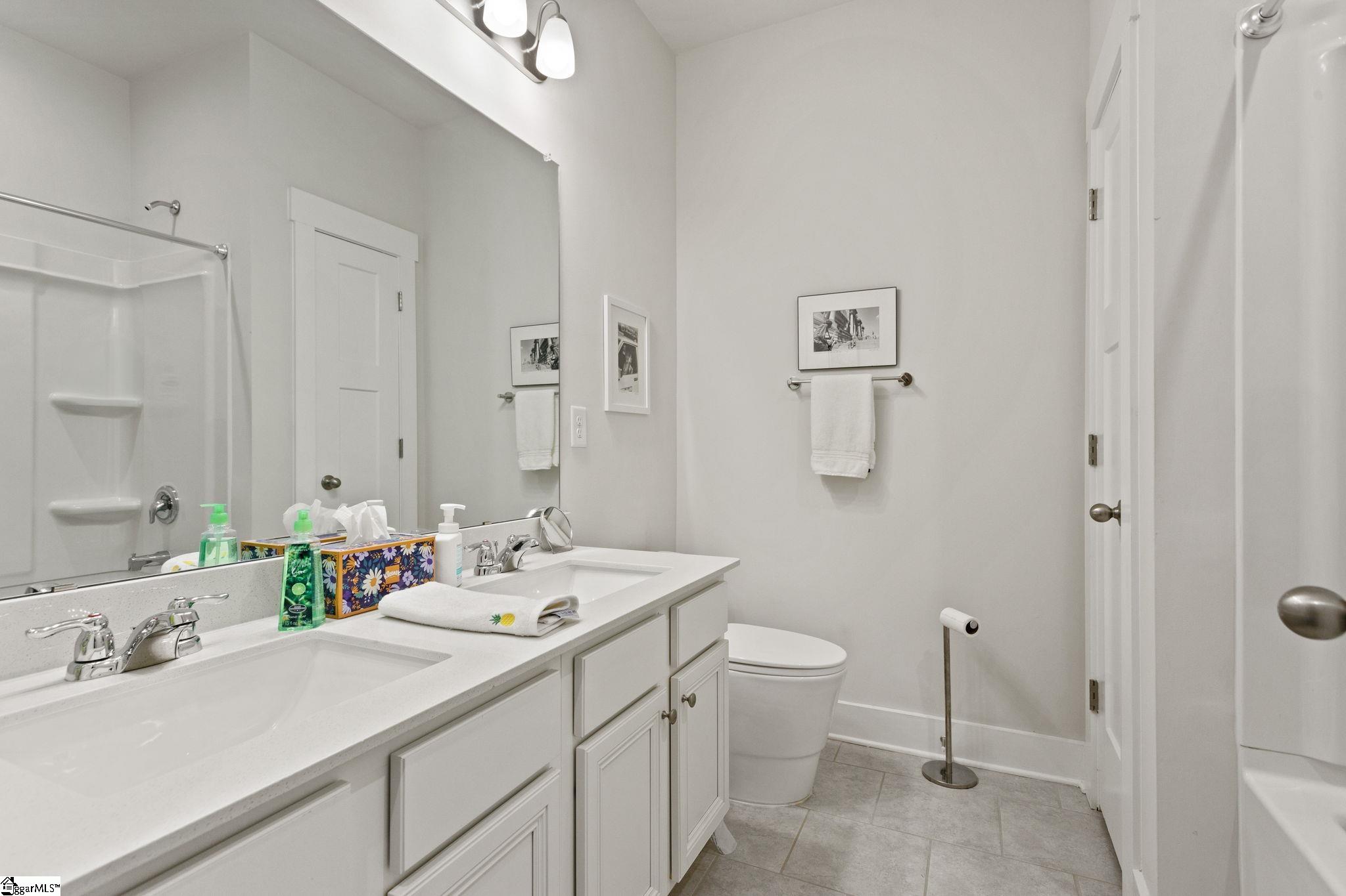 133 Redcroft Drive Greer, SC 29651 - Photo 27 of 45