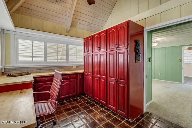 $315,000 | 8332 Makiki Drive, Diamondhead, MS 39525