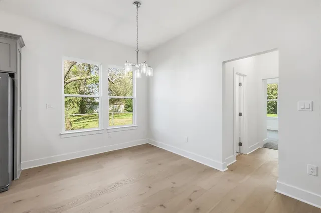 a view of utility room