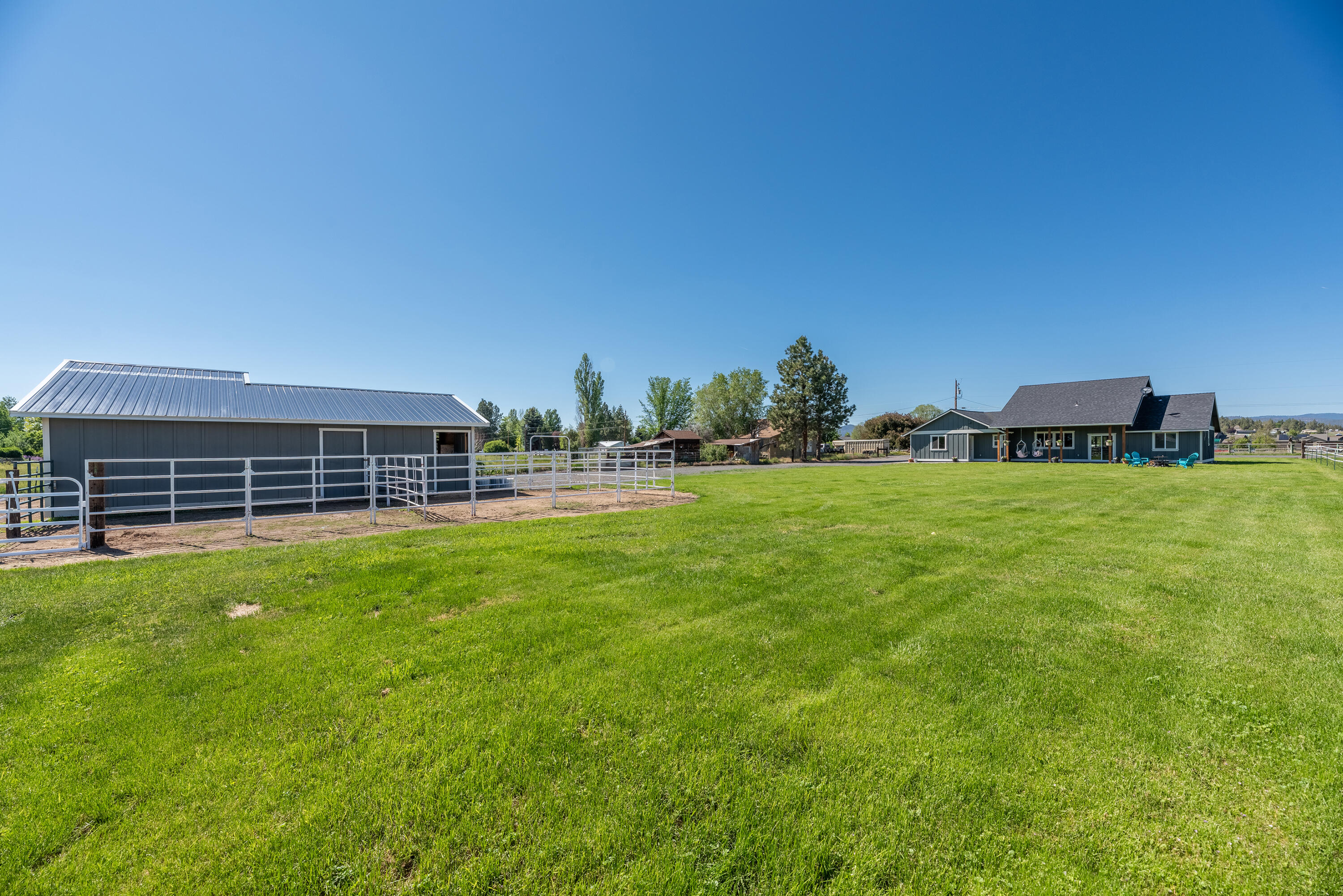 402 Apollo Road Prineville, OR 97754 - Photo 58 of 67 402NWApollo-Exterior-9