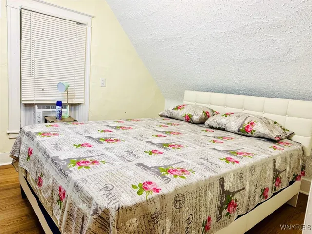 $140,000 | 2523 Falls Street, Niagara Falls, NY 14303