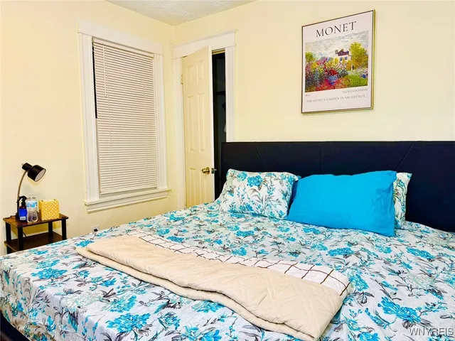 $140,000 | 2523 Falls Street, Niagara Falls, NY 14303