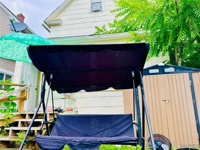 $140,000 | 2523 Falls Street, Niagara Falls, NY 14303